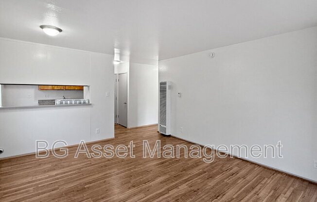 3600 DIMOND AVE