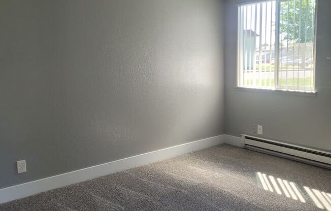 2 beds, 1 bath, 850 sqft, $1,575, Unit 1107 L6