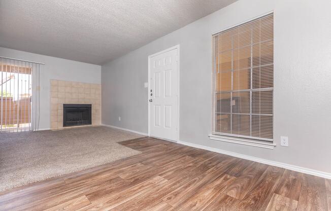 1 bed, 1 bath, 616 sqft, $890