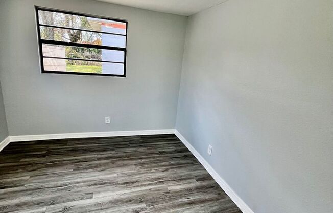 Spacious Remodeled 6BR/1BA Winter Haven Home!