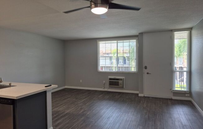 1 bed, 1 bath, 750 sqft, $2,345, Unit 0070