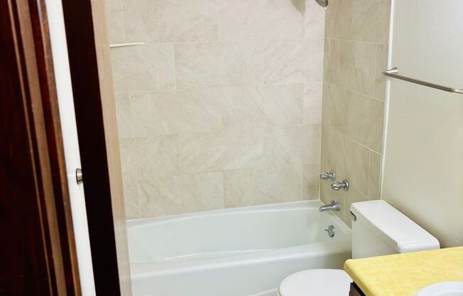 Studio, 1 bath, 507 sqft, $862, Unit 213