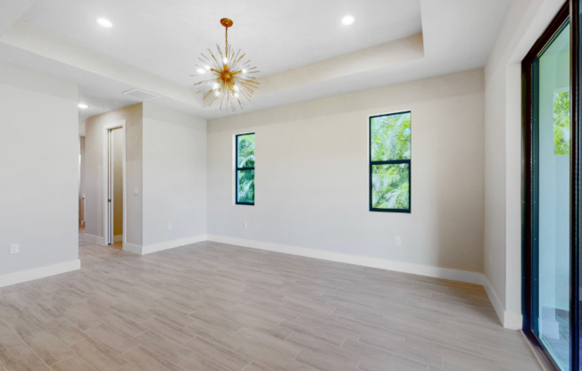 1016 SW 34 ST