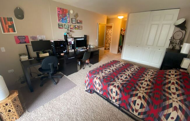 2 beds, 2 baths, $2,100, Unit # 7E