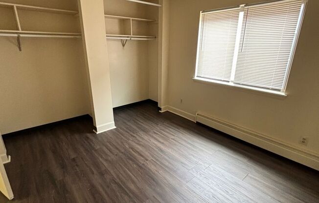 2 beds, 1.5 baths, 963 sqft, $1,299, Unit 5166 C03