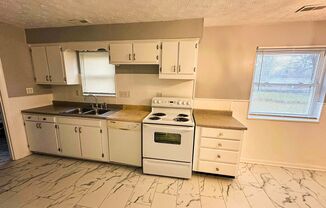 3 beds, 1 bath, $2,000