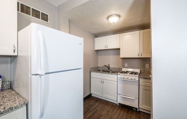 1 bed, 1 bath, 600 sqft, $750, Unit #2