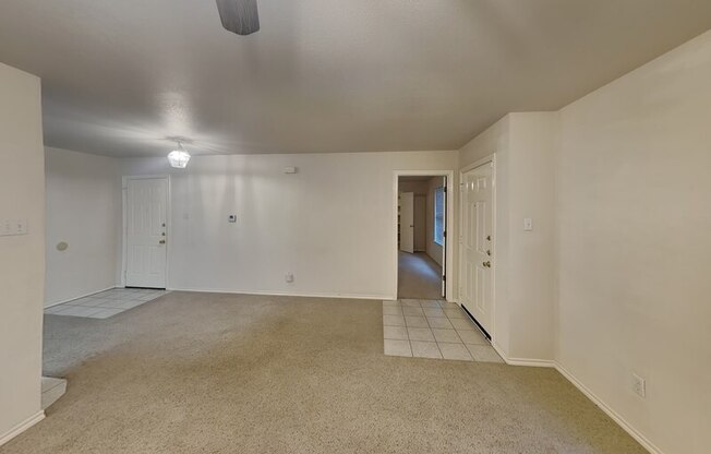 950 AUSTIN CT