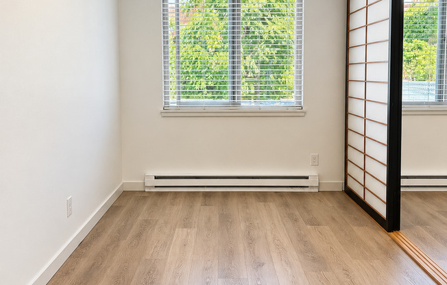 Studio, 1 bath, 375 sqft, $1,450, Unit 306