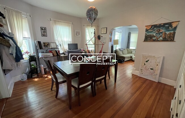 11 PARSON ST