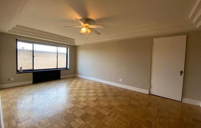 1 bed, 1 bath, $1,095, Unit 503