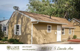 106 1/2 S LINCOLN AVE