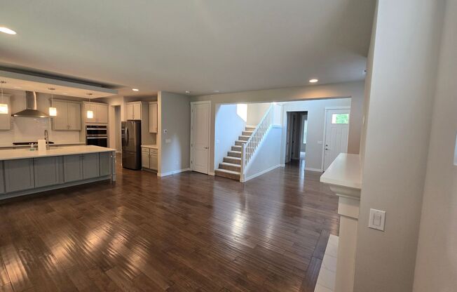 STUNNING 5 Bedroom, 3 bath Kent home