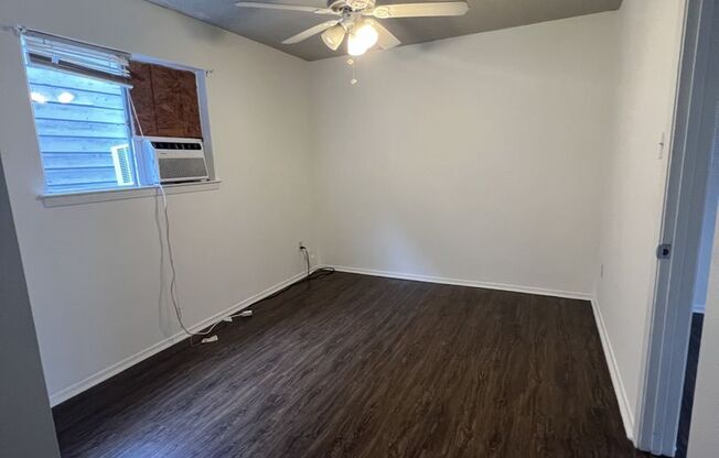 1 bed, 1 bath, 480 sqft, $825, Unit Unit 104