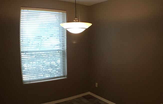 2 beds, 2 baths, $2,000, Unit # 257