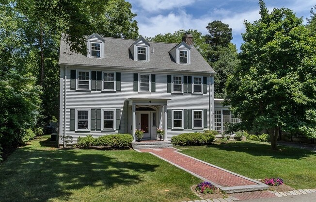22 LEIGHTON RD