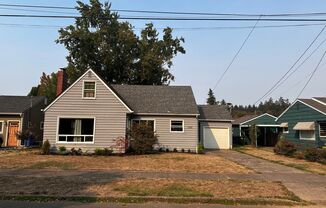 Charming 3-Bedroom Home in Central Salem