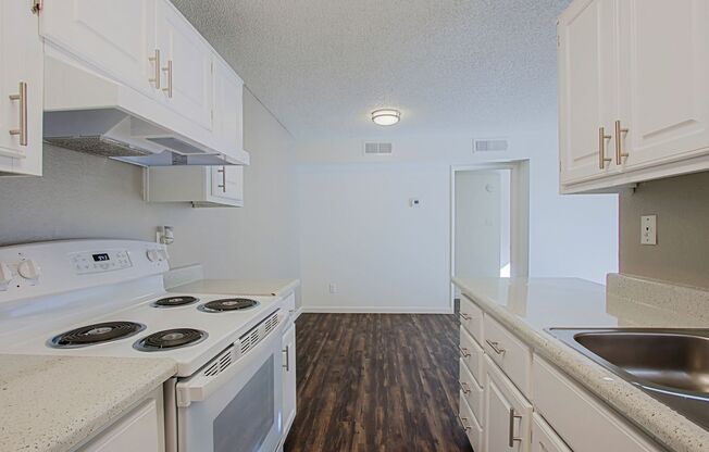 1 bed, 1 bath, 600 sqft, $1,000, Unit 169