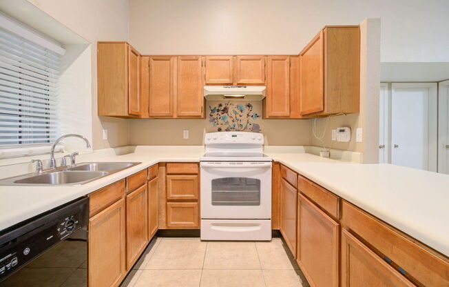 2 beds, 2 baths, 868 sqft, $1,500, Unit 1021