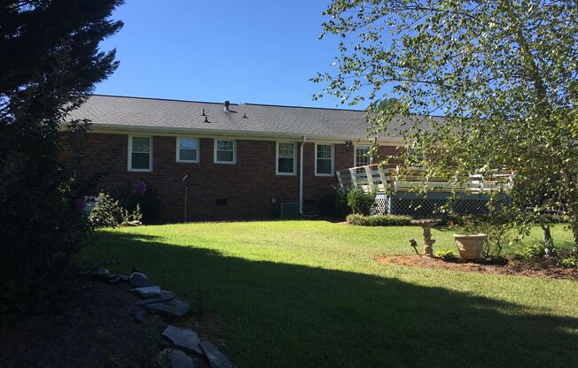 3 beds, 2 baths, $1,795