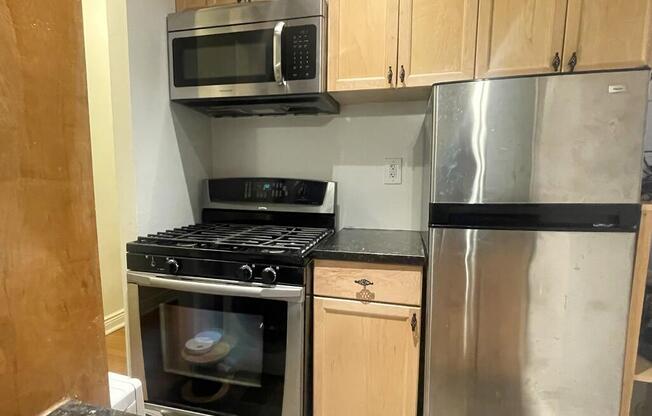 471 W 140 ST