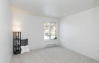 1 bed, 1 bath, 600 sqft, $1,745, Unit 300