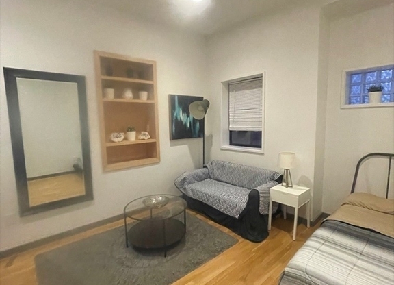 144 Bowdoin St Apt 32M