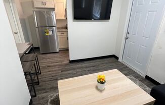 1 bed, 1 bath, 500 sqft, $1,700, Unit 1191 - 3