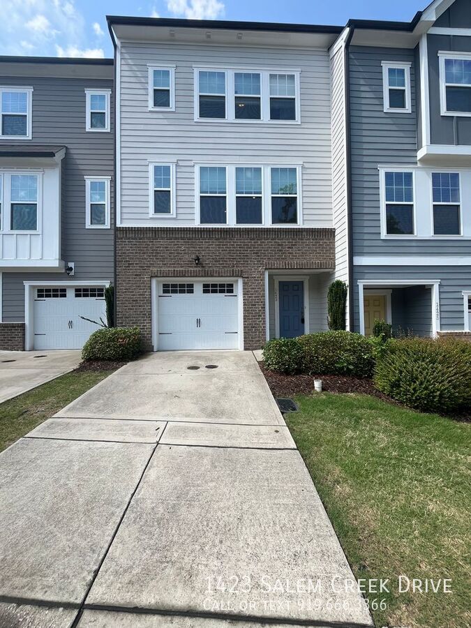 1423 SALEM CRK DR