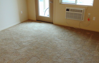 2 beds, 1 bath, 843 sqft, $1,365, Unit Unit # 265