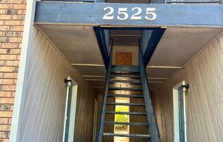 1 bed, 1 bath, $625, Unit 2525-A