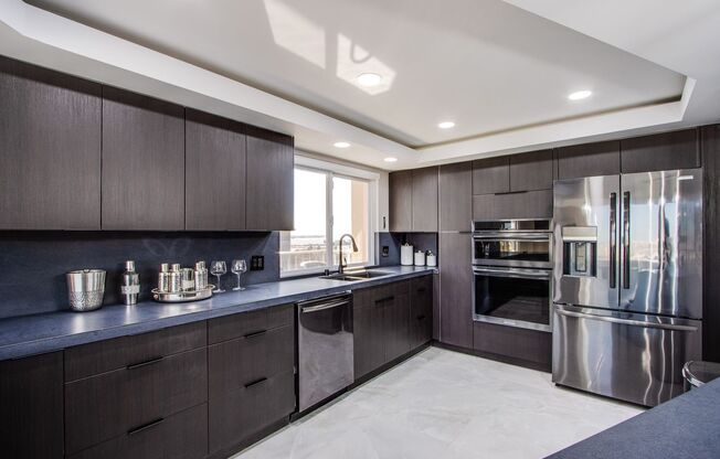 2 beds, 2 baths, $2,799, Unit # 1012