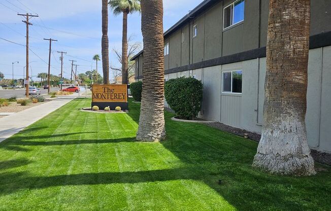 2 beds, 1.5 baths, 900 sqft, $1,250, Unit 32