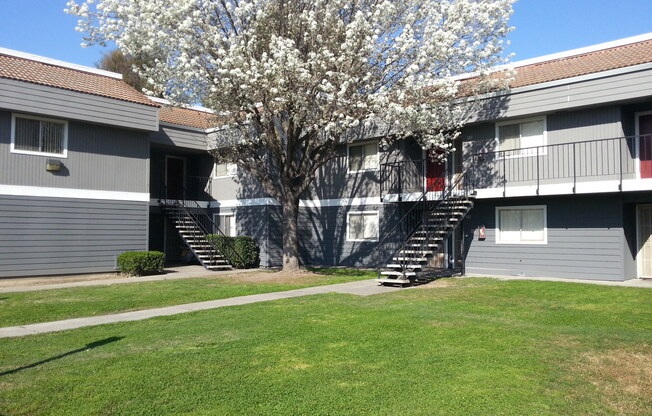 1 bed, 1 bath, 625 sqft, $1,329, Unit 097