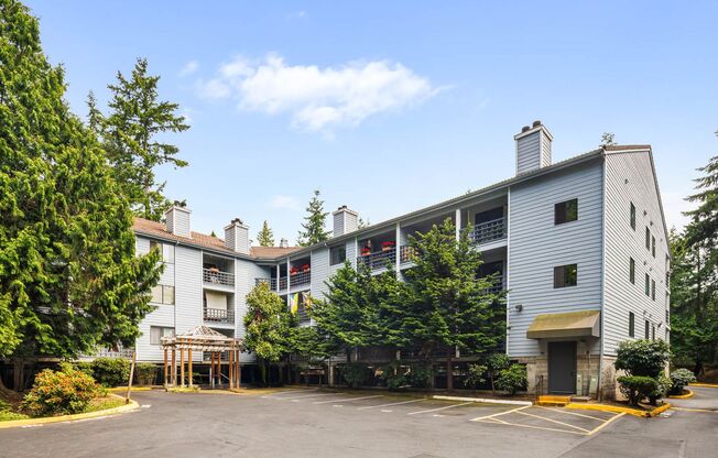 710 N 160 ST