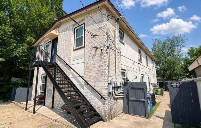 4614 GURLEY AVE