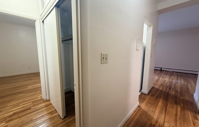 1 bed, 1 bath, 500 sqft, $2,300, Unit 25