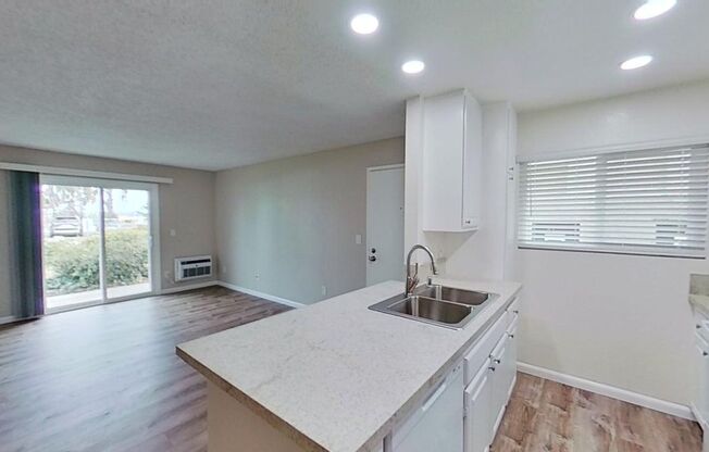 2 beds, 2 baths, 875 sqft, $2,595, Unit D01