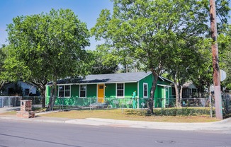 1003 CLARK AVE