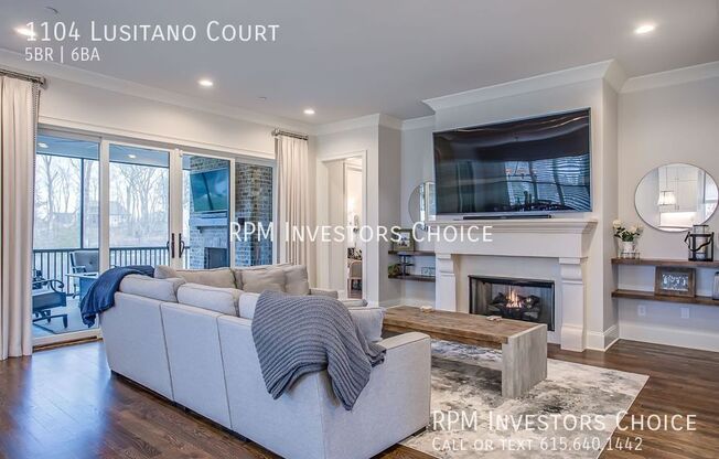 1104 LUSITANO CT