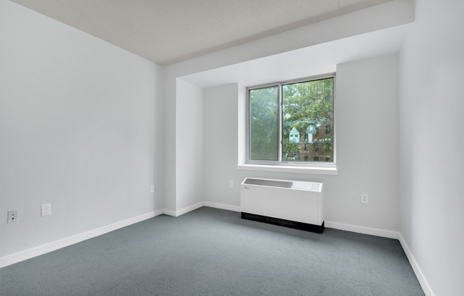 2 beds, 2 baths, $4,500, Unit B205