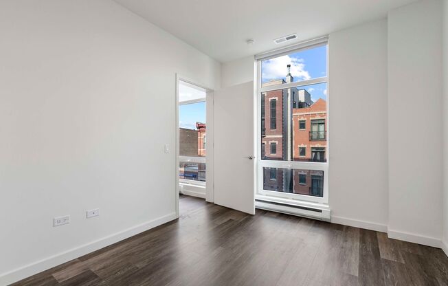2 beds, 1 bath, 760 sqft, $3,325, Unit 606