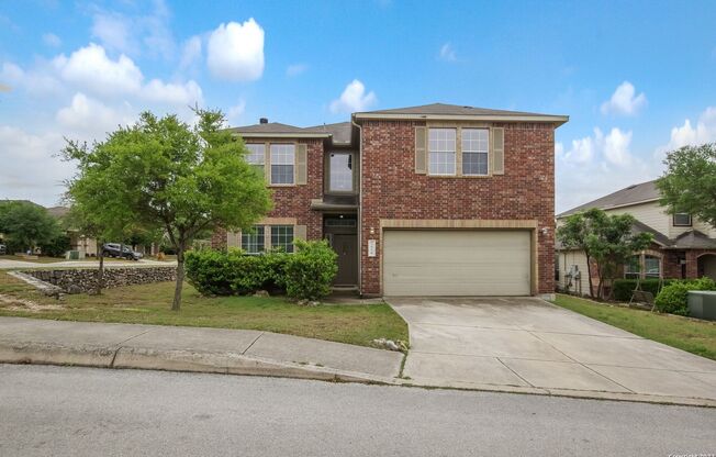 Beautiful 4 BR/3.5 bath home in Turnberry