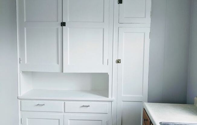 1124 Morningside Avenue 2nd Floor