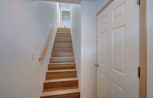 Beautiful 3 Bd 3 Ba Home in Bagley Downs Neighborhood