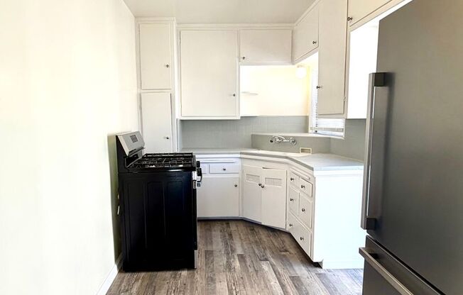 Cozy 1bd 1 ba Available NOW