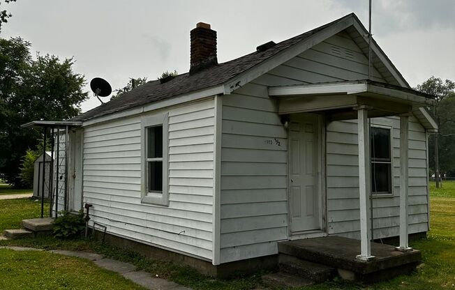 1503 W 16th St