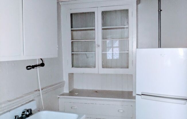 1 bed, 1 bath, $1,395, Unit Apt. 02