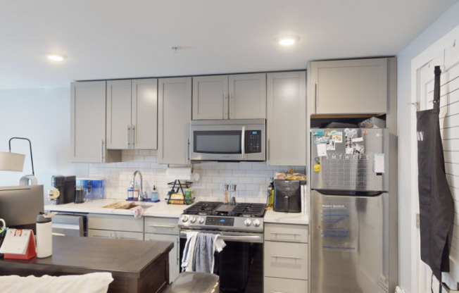 Studio, 1 bath, 450 sqft, $2,675, Unit 307