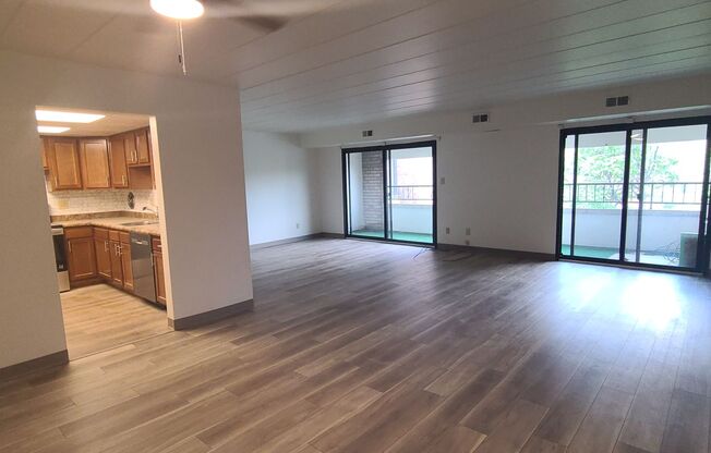 2 beds, 2 baths, 1 sqft, $1,295, Unit GOV - 608